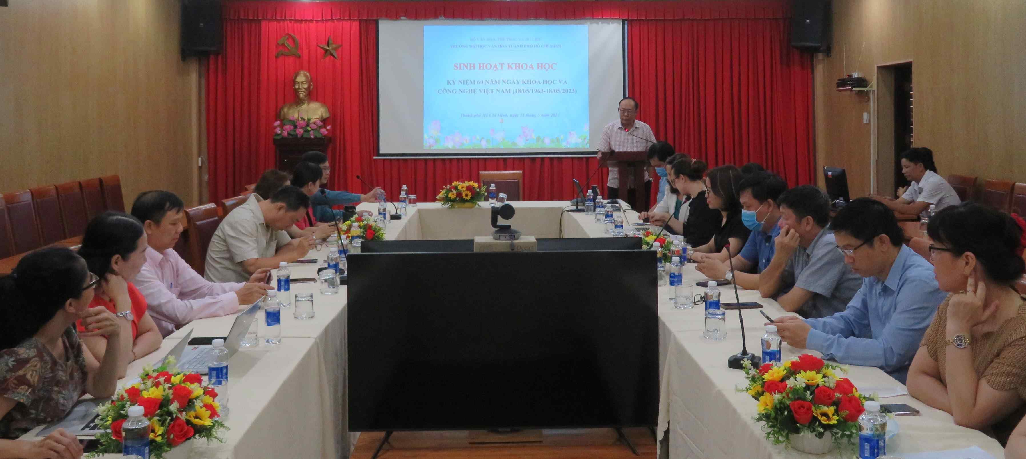 Sinh hoạt khoa học nhân ngày Khoa học và Công nghệ Việt Nam 18-5